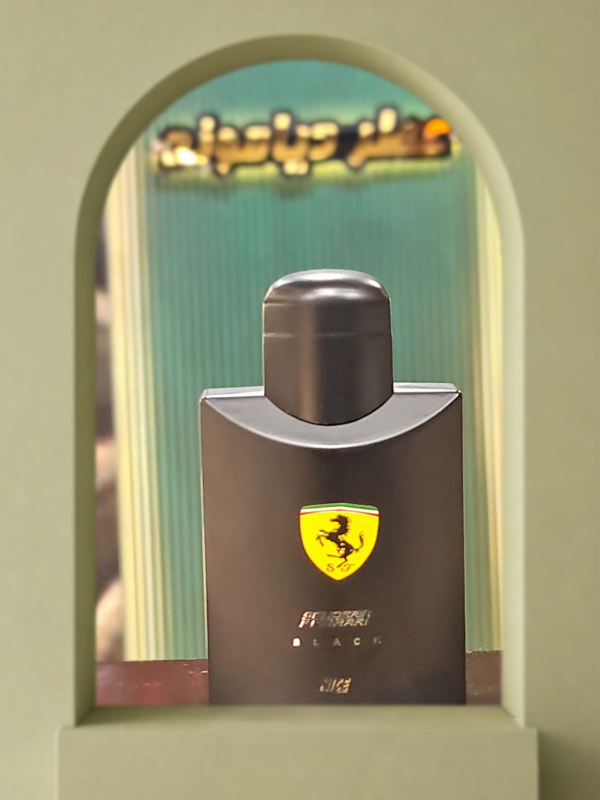 فراری بلک نایس (Ferrari Black Nice)