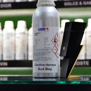 عطر گرید تاپ Carolina Herrera.Bad Boy (کارولینا هررا بد بوی)